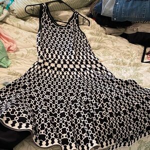 Alice + Olivia Black and White Geometric Midi Dress size small